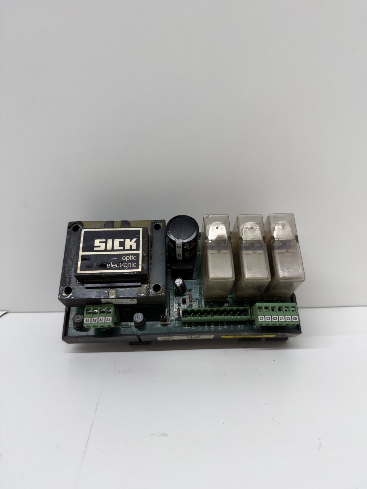 Sick LCU-AM 7022760 Electronic Relay Base Power Supply 240VAC 24VDC 10-Amps
