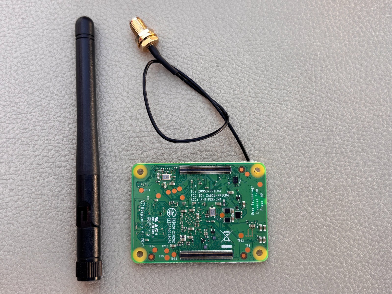 Genuine Raspberry Pi CM4108032 Compute Module 4 8GB RAM 32GB eMMC WiFi + Antenna
