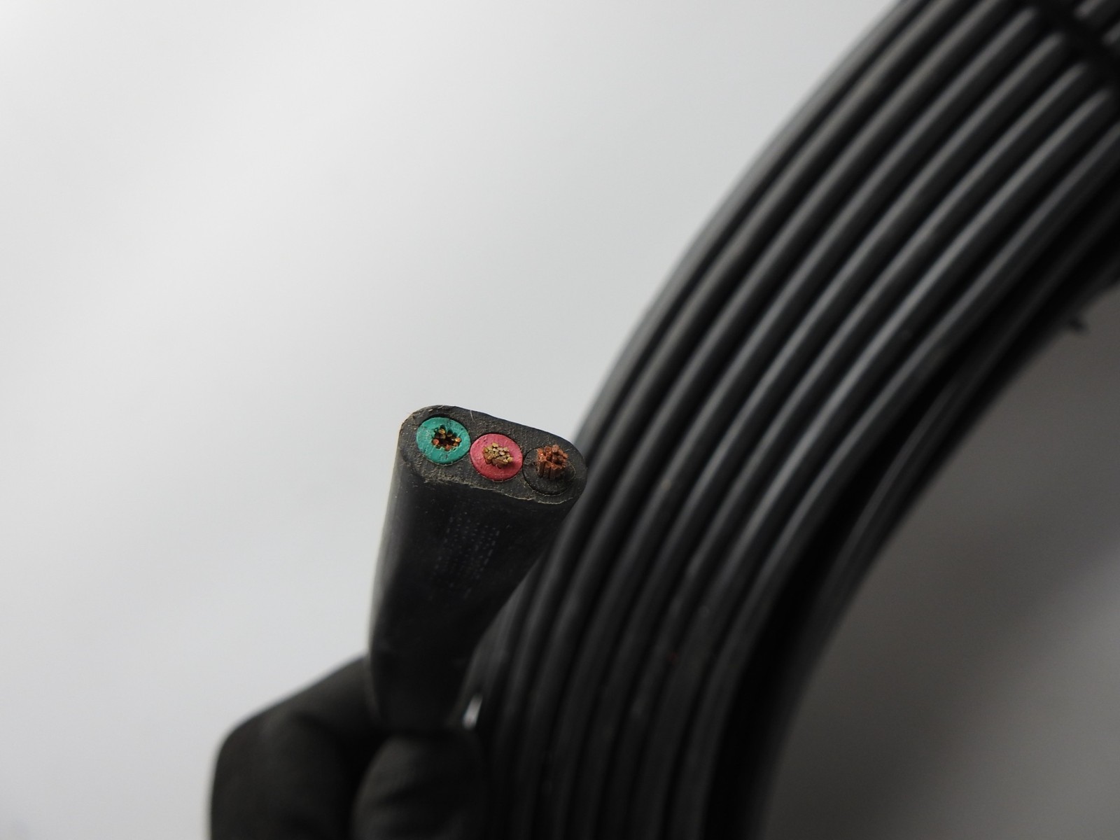 Service Wire Co Submersible Pump 12AWG E140260-G THW Cable, 600V – 300′ 3 Wire