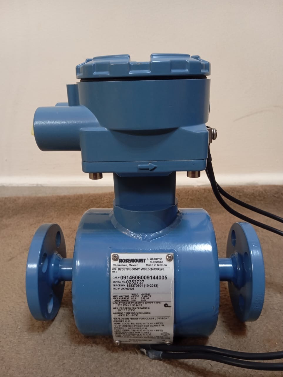 Rosemount / FlowMeter Sensor / 8705TPE005P1W0E5Q4Q8Q76 /275PSI-1.90MPA, 1/2″ 150