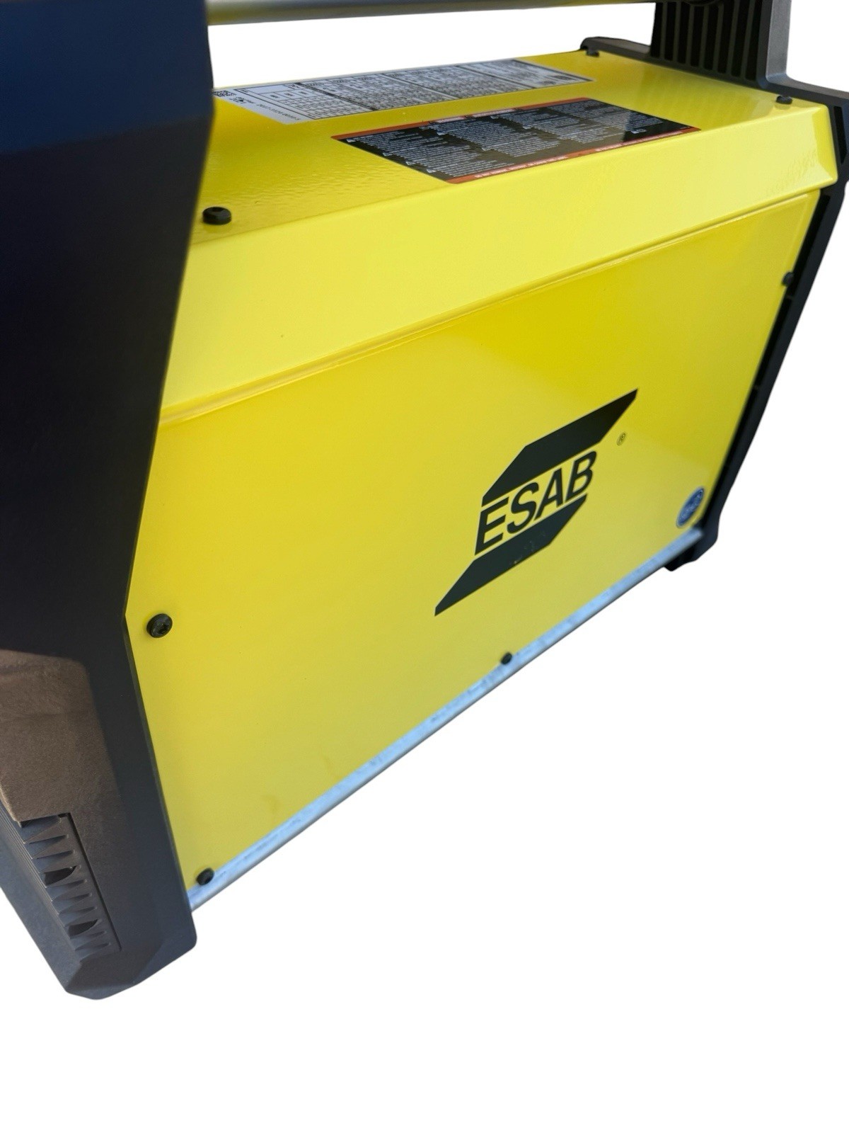 Esab Warrior 300i Cc/cv,single And 3 Phase Multiprocess Welder