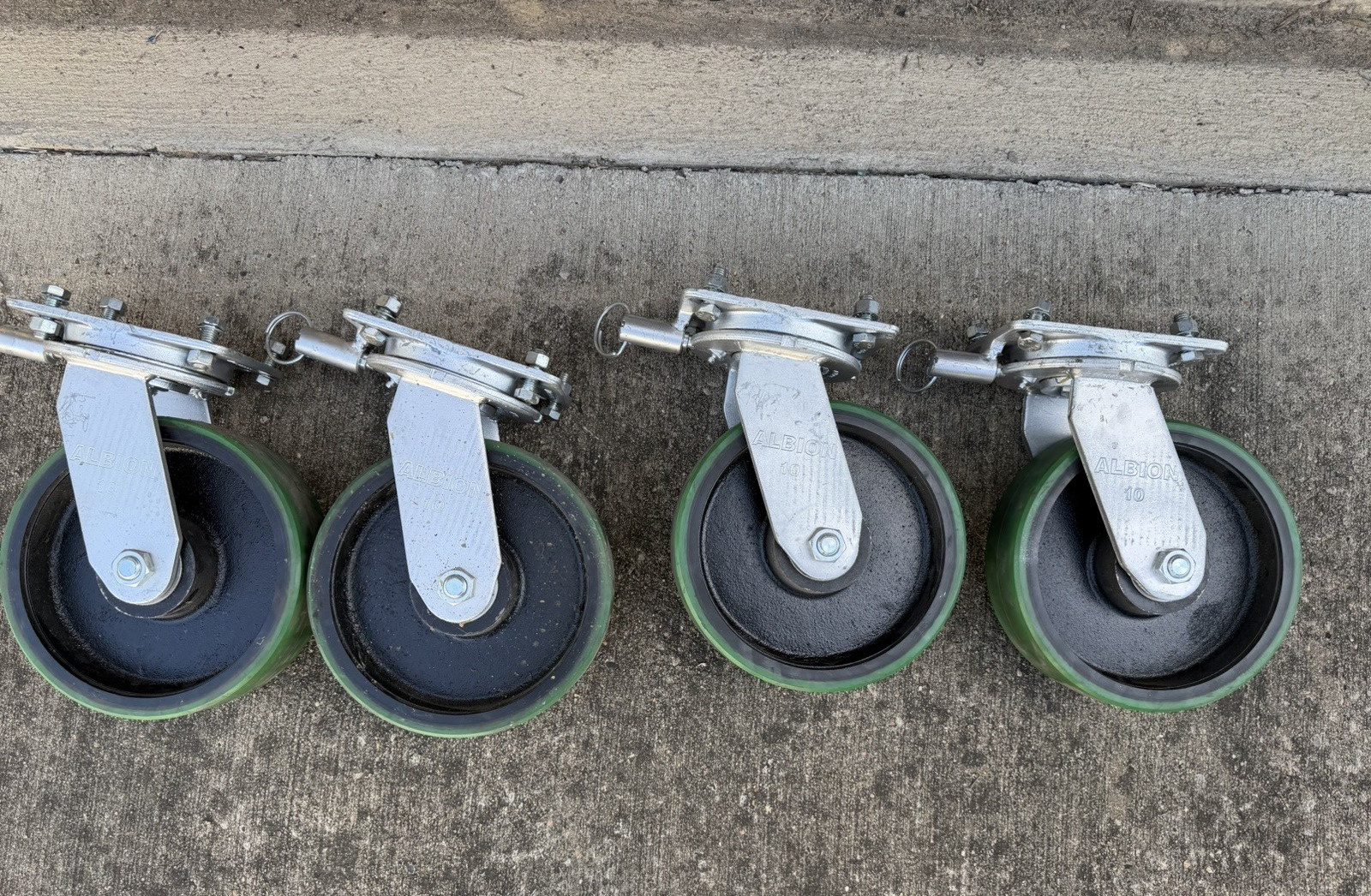 Albion Model 10 Industrial Swivel Plate-Mount Caster, Green Tread