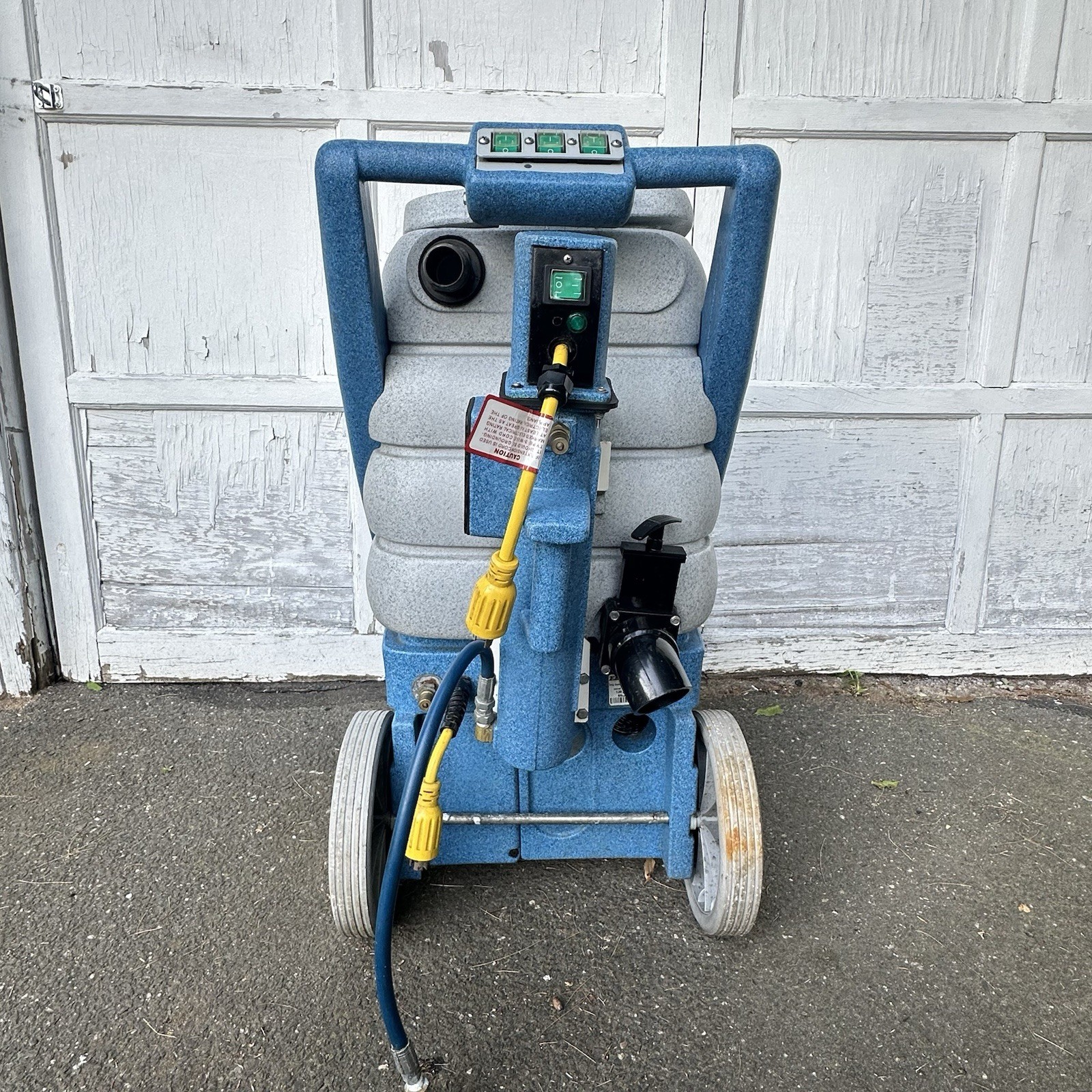 EDIC 2000CX-HR Galaxy 12 Gal. Box Carpet Extractor Adjust. 500 PSI with Heater