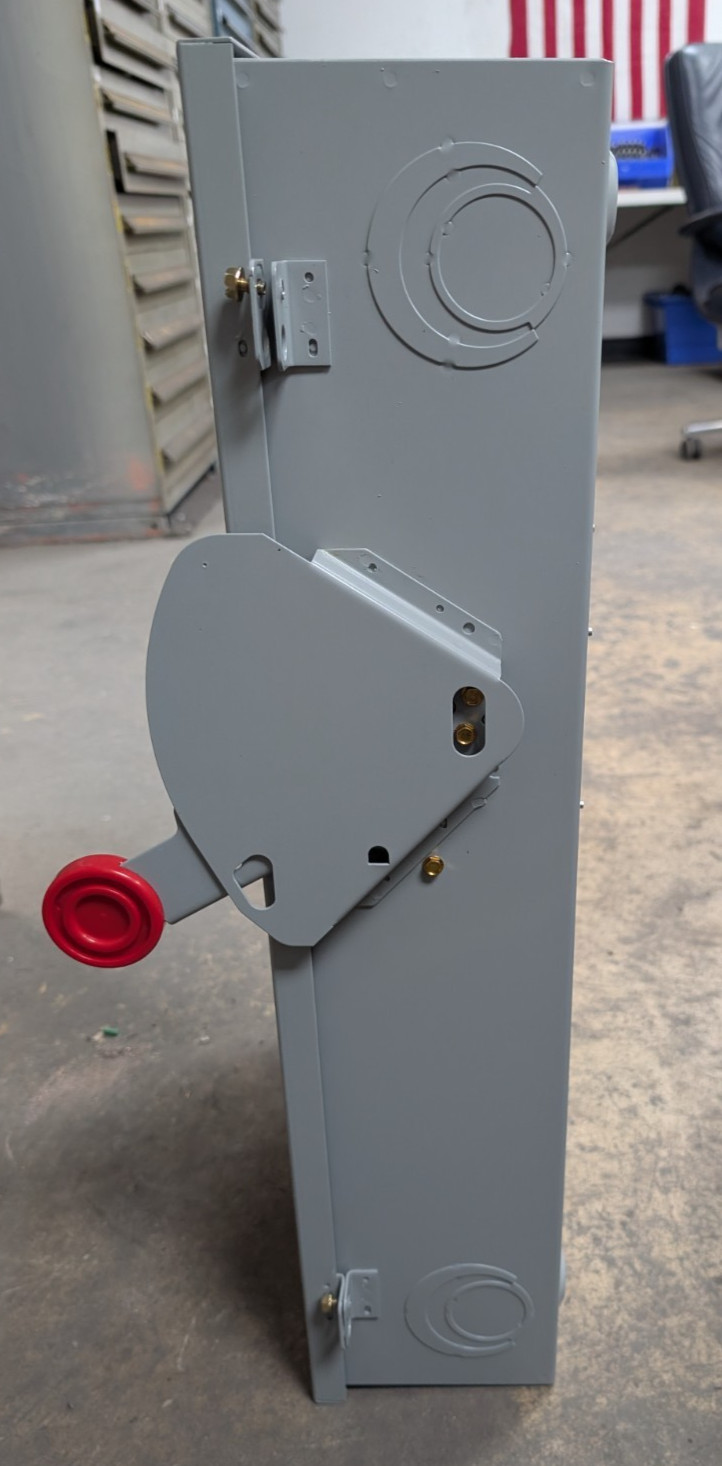 🤪 EATON 200 AMP NON FUSED SAFETY SWITCH 600 VAC 3Ø 150 HP DH364UGK