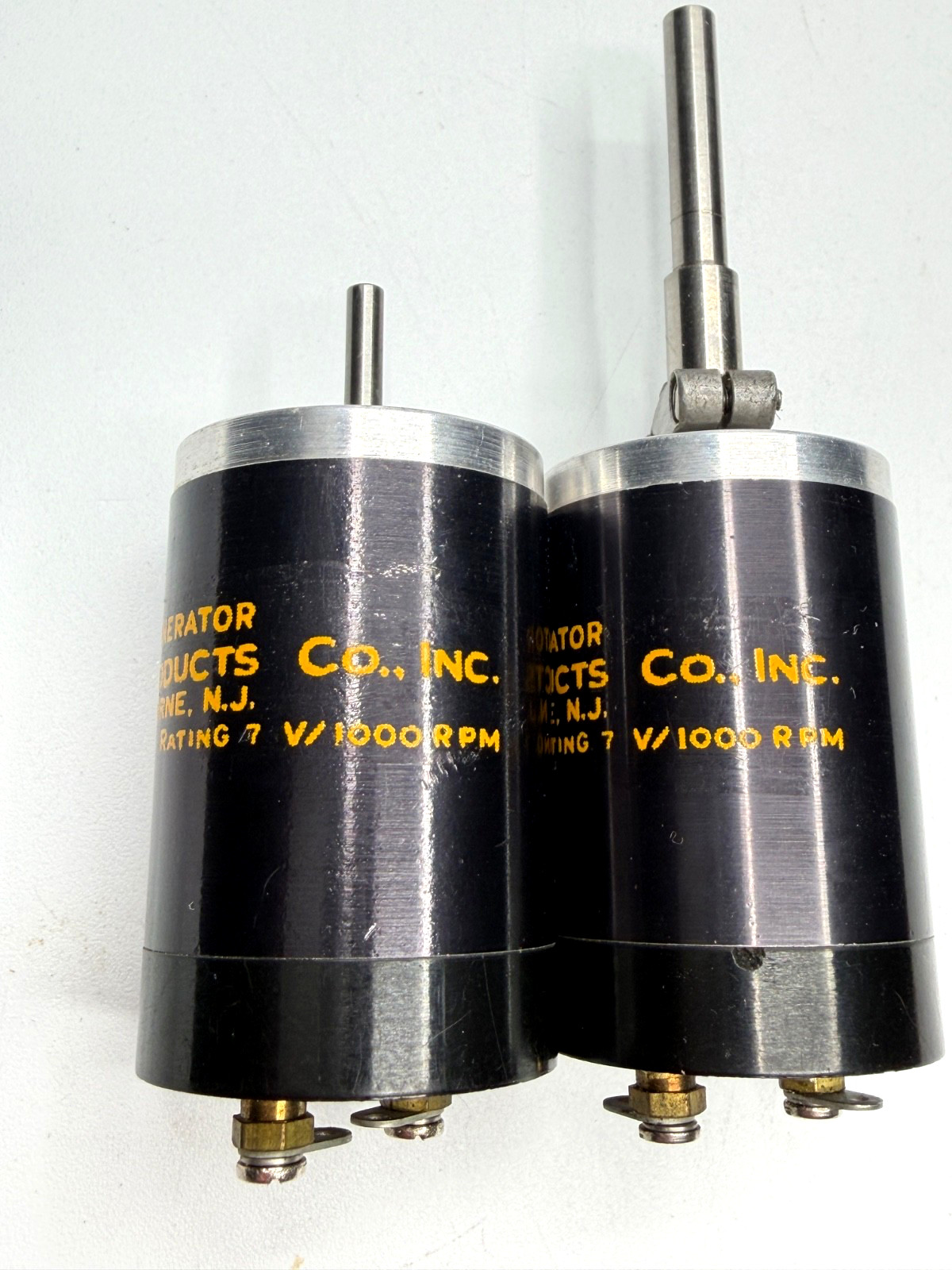 Pair Servo-Tek SA-740A-2 DC Tachometer Generators 7 V/1000 RPM + Coupling