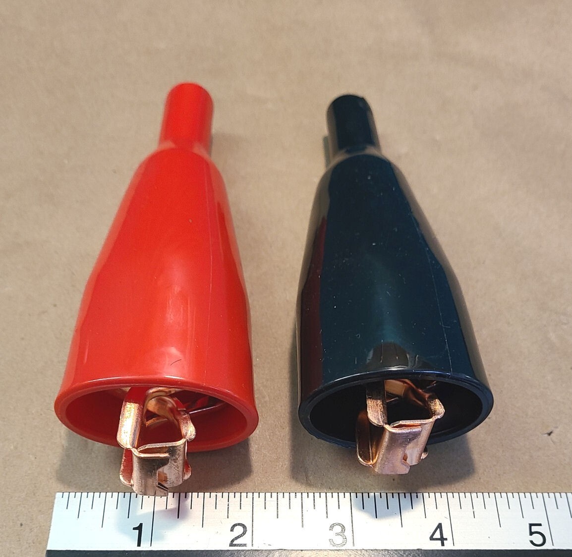 Mueller 21C copper alligator clips with insulators 100 amps qty. 2 for 1 price