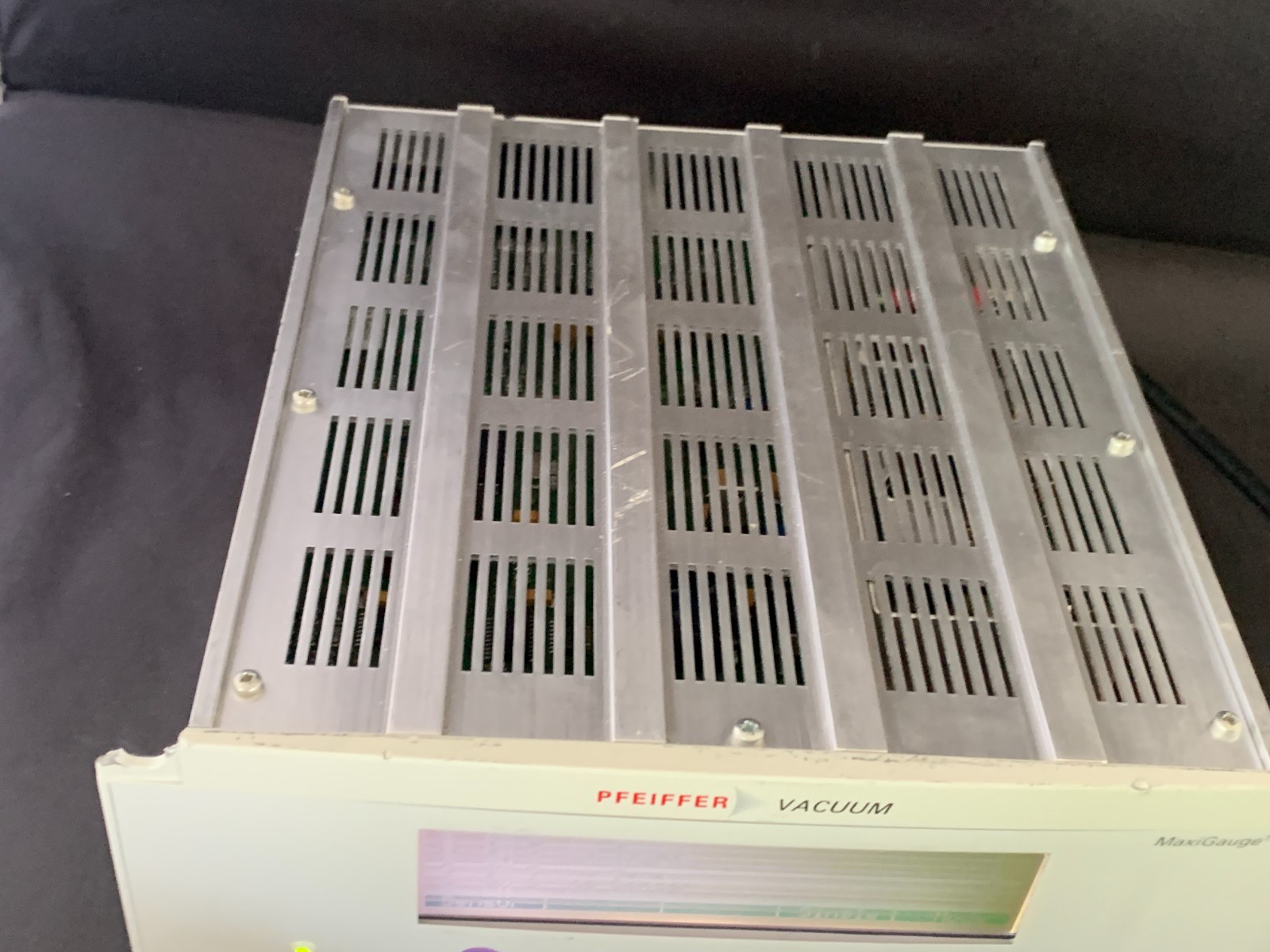 Pfeiffer Vacuum TPG 256A MaxiGauge 6-Port Vacuum Gauge Controller PARTS REPAIR