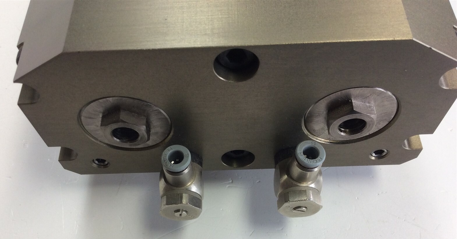 Schunk OSE-B57/1 Pneumatic Rotary Actuator, Swivel Angle: 0-90 Degrees