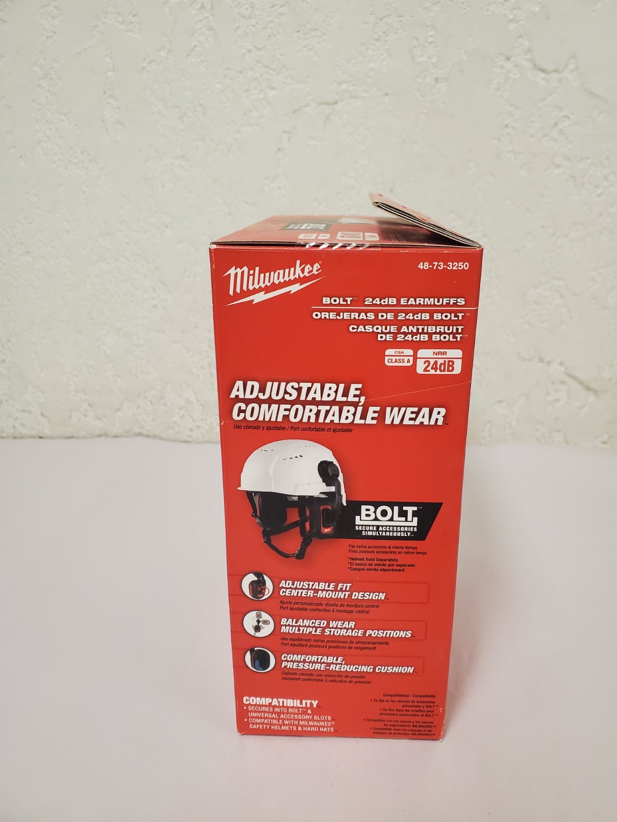Milwaukee BOLT Earmuffs with Noise Reduction Rating of 24 dB (48-73-3250)