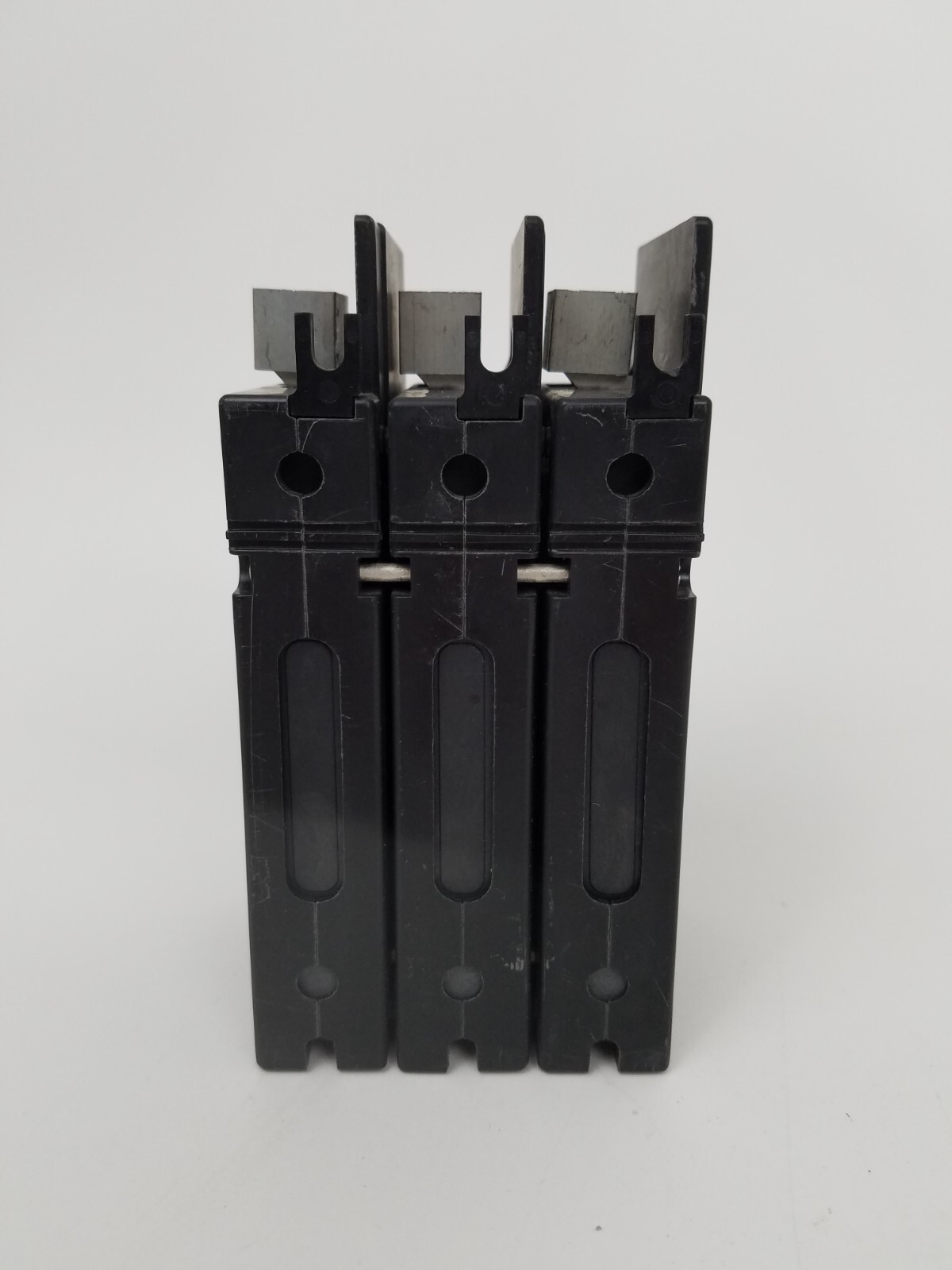 229-3-26432-2-V Airpax 50 Amp Circuit Breaker 415V *NEXT DAY OPTION*
