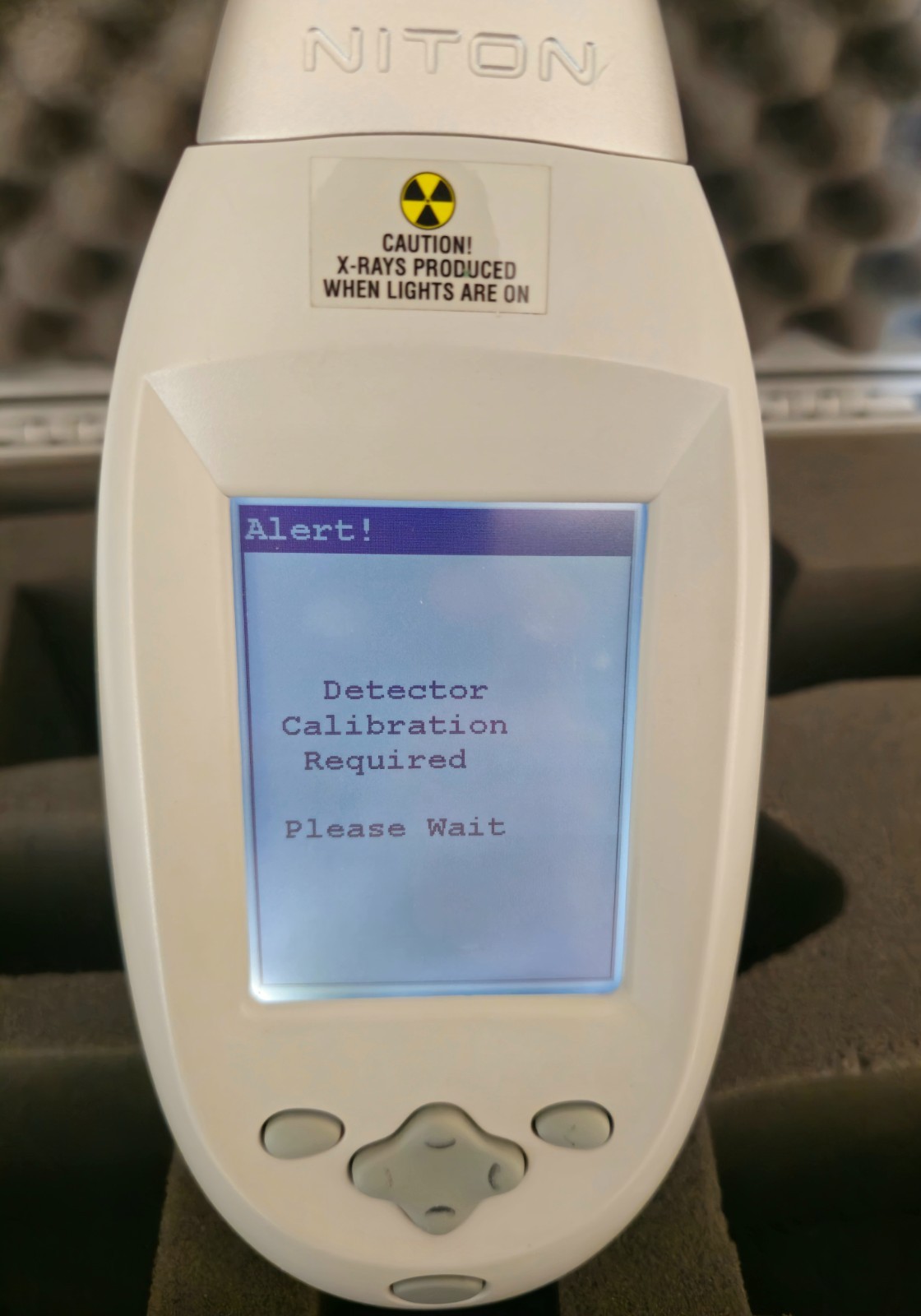 Thermo Scientific Niton XLp 300A XRF Analyzer Cd-109 Powers On w/ Case