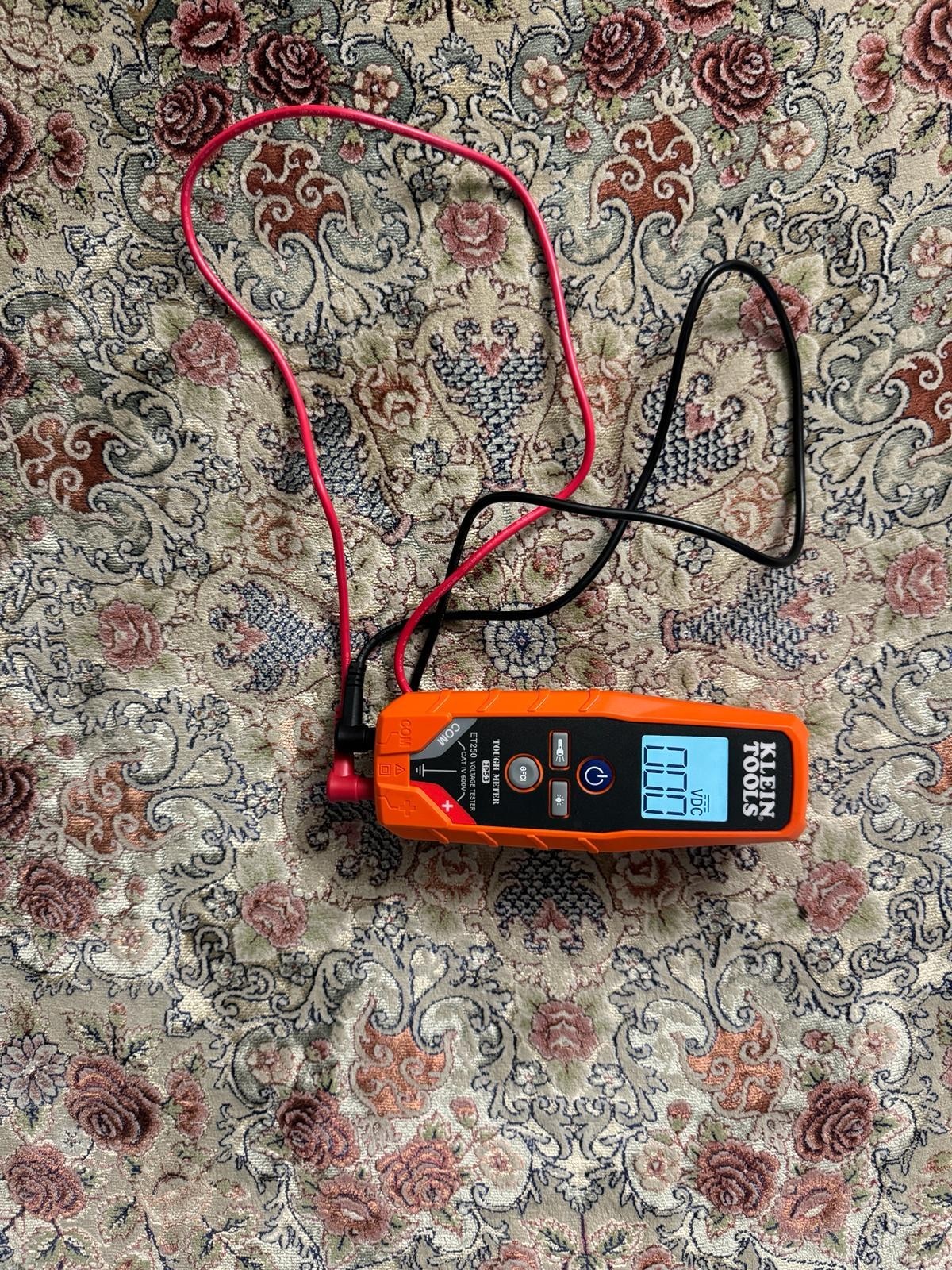 Klein Tools Tough Meter IP53 ET250 Voltage Tester Cat IV 600V