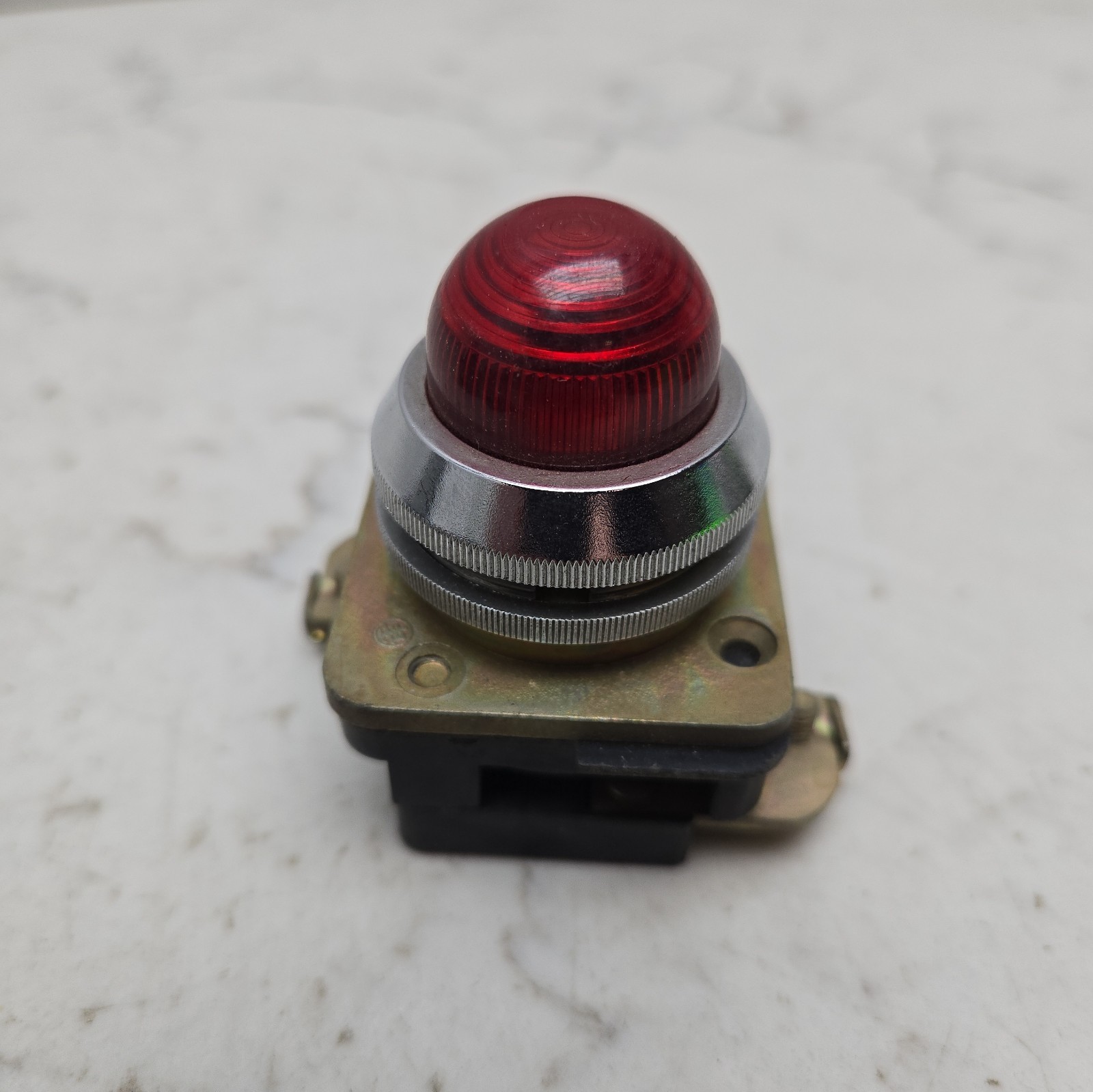 Mixed Lot 15 Pushbutton Switches Keyed Switch Reset Button See Pictures Read