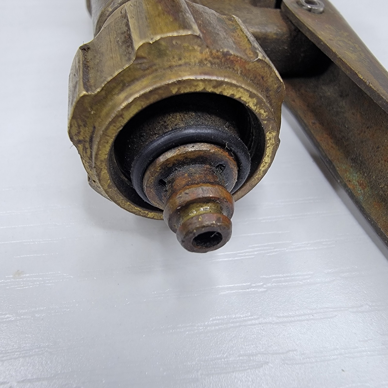 Victor Firepower CA 250 Cutting Torch Attachment & 142C Unbranded Oxy Acetylene