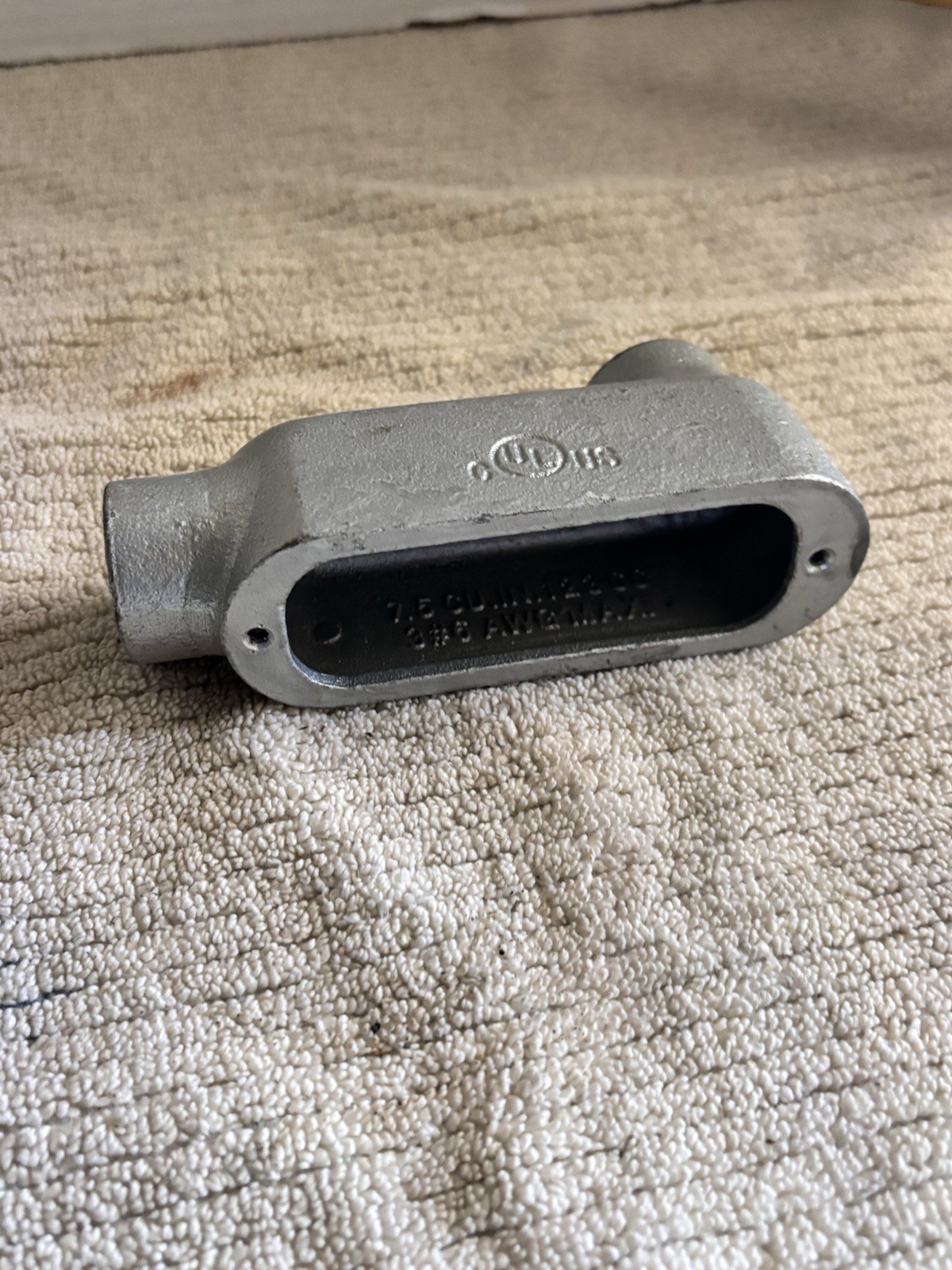 Crouse-Hinds 3/4″ 21LB75M Form 5 Conduit Body