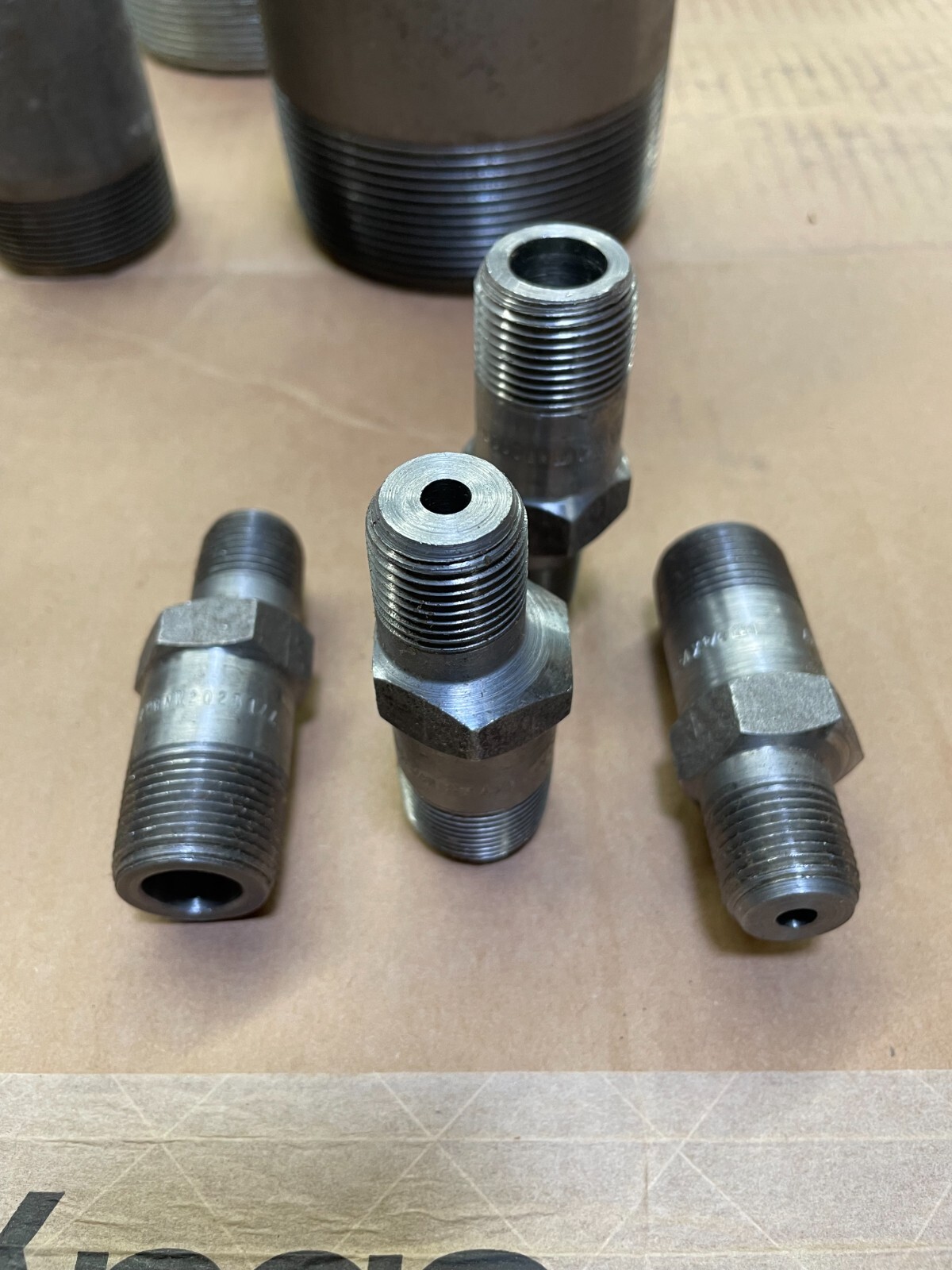 SWAGE NIPPLE 3/4″ x 1/2″ S/160 x XXH Eccentric Thread Both End A234 WPBN SP95