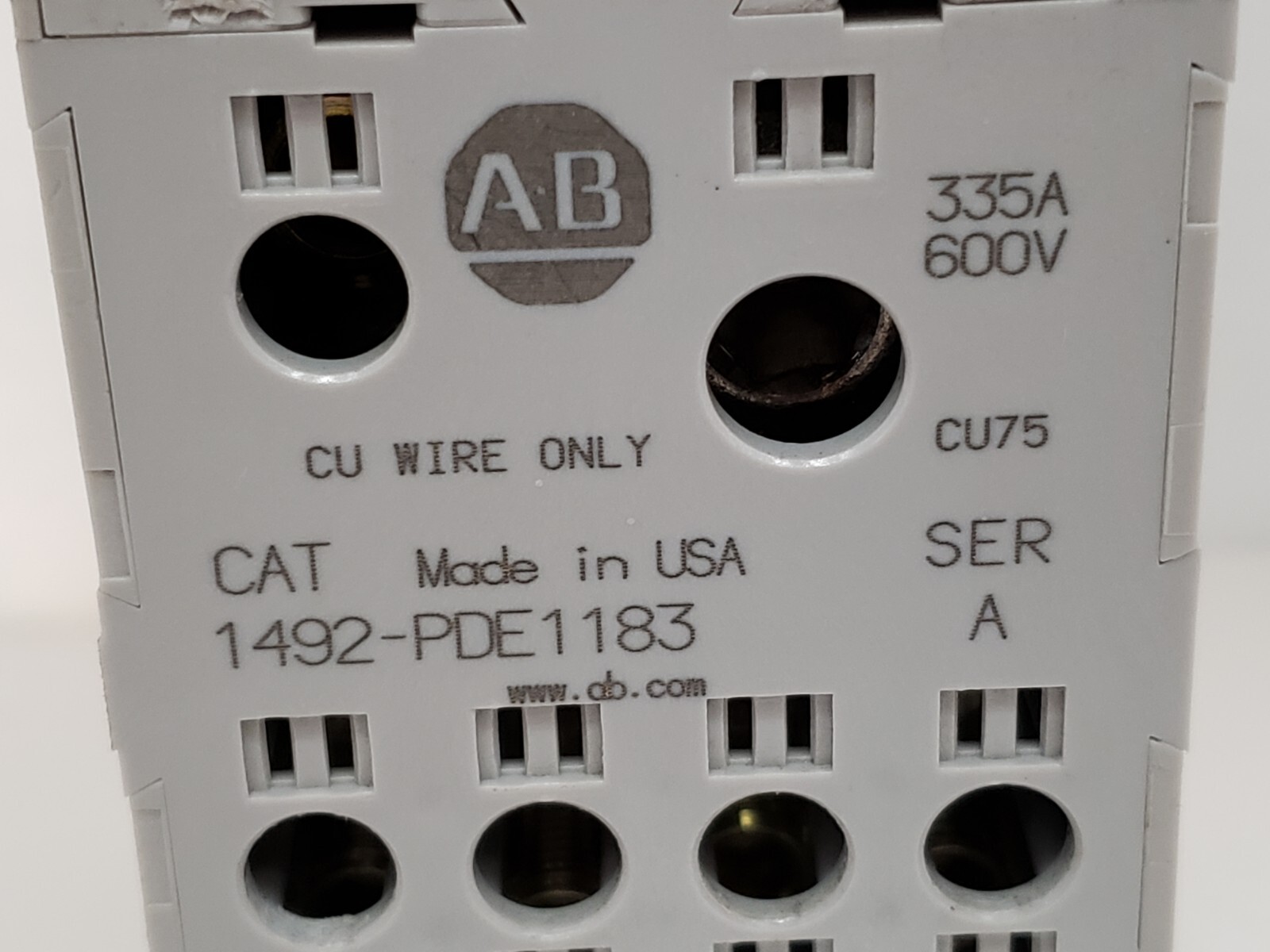 ALLEN BRADLEY 1492-PDE1183 POER DISTRIBUTION BLOCK 335A 600V SER A