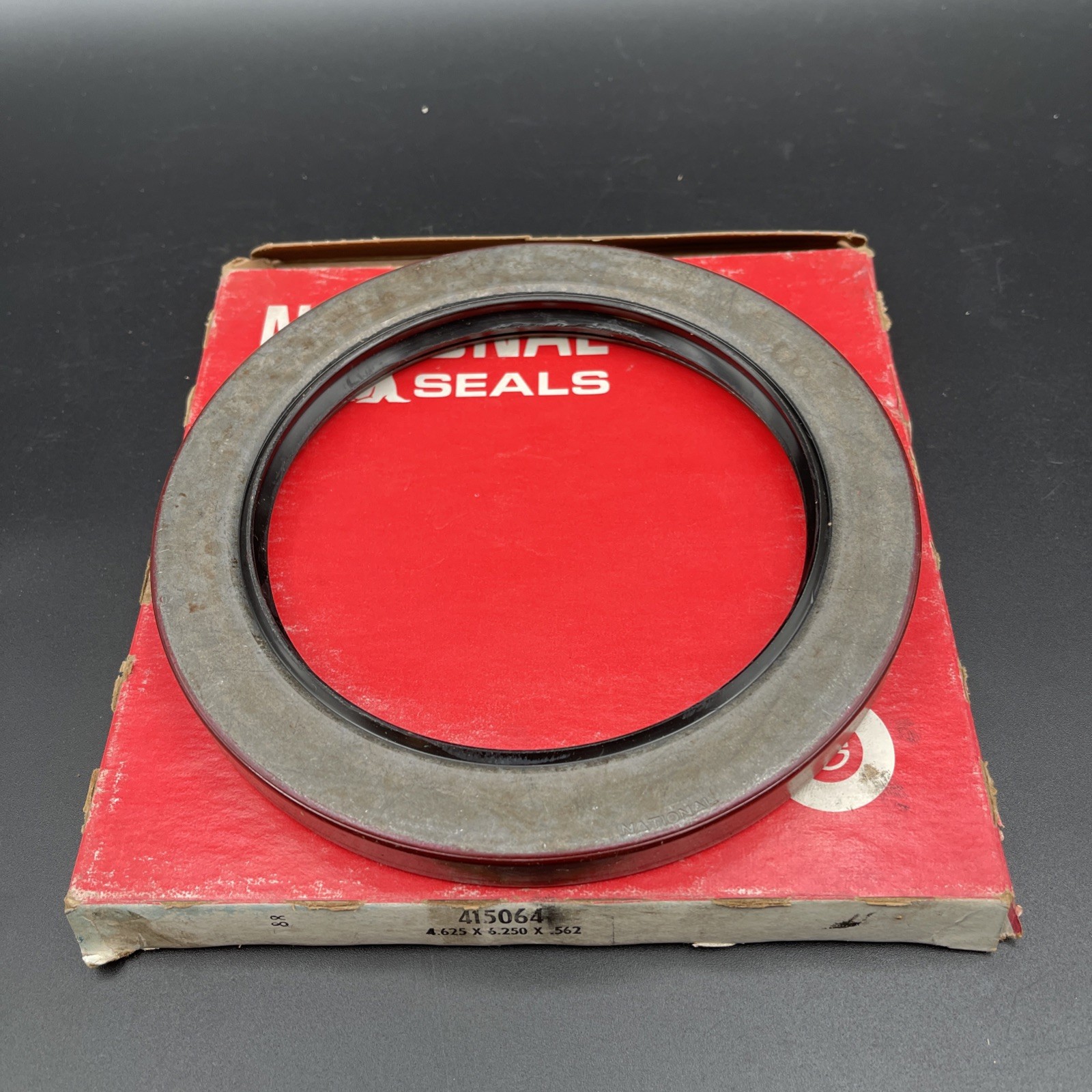National OIL Seals – PN 415064 – NOS – 4.625 ID x 6.250 OD x .562″ Wide