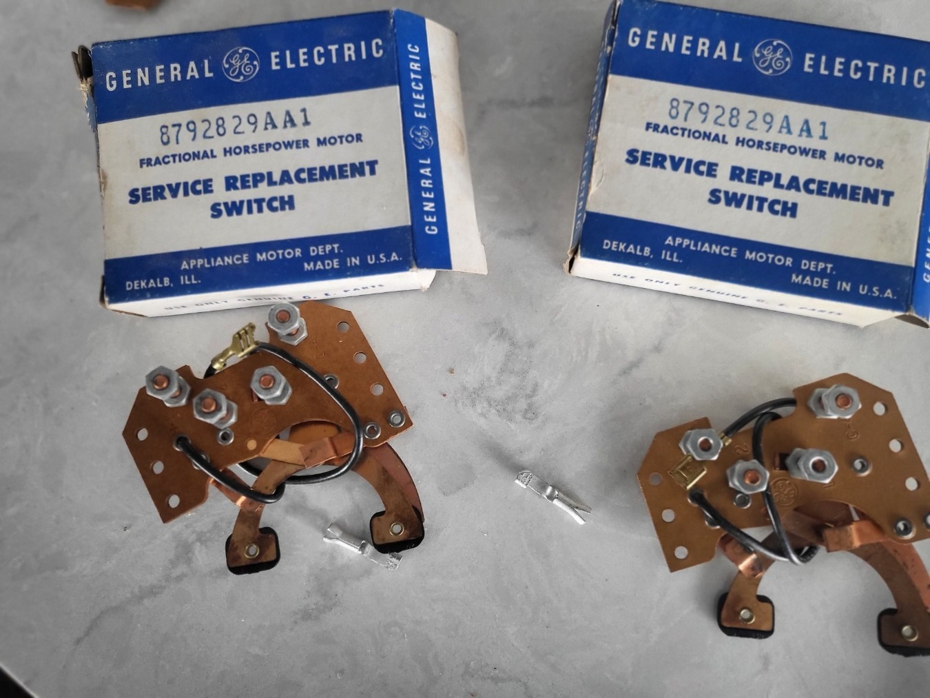 Quantity of 5 – Vintage GE Service Replacement Switches – See details