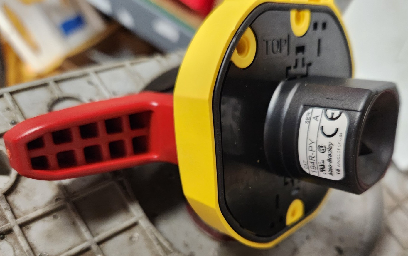 Allen Bradley 194R-PY Operating Plastic Handle Red/Yellow Disconnect Switch