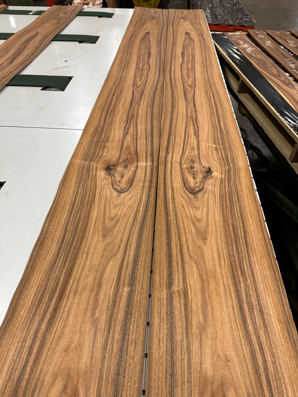 Santos Rosewood Raw Wood Veneer 2 sheets 103» x 9» 320G
