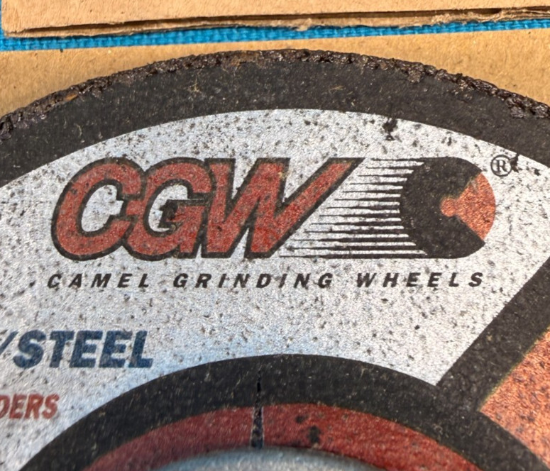 Lot of 17x Genuine CGW Grinding Wheels 4-1/2″x1/4″x5/8″-11 #35623 Max rpm 13,300
