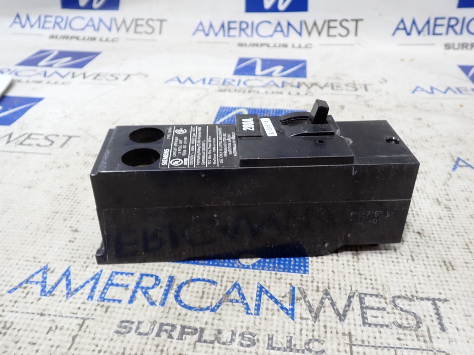 Siemens QN2200RH 200 Amp 120/240V 2 Pole 22KA Circuit Breaker tested