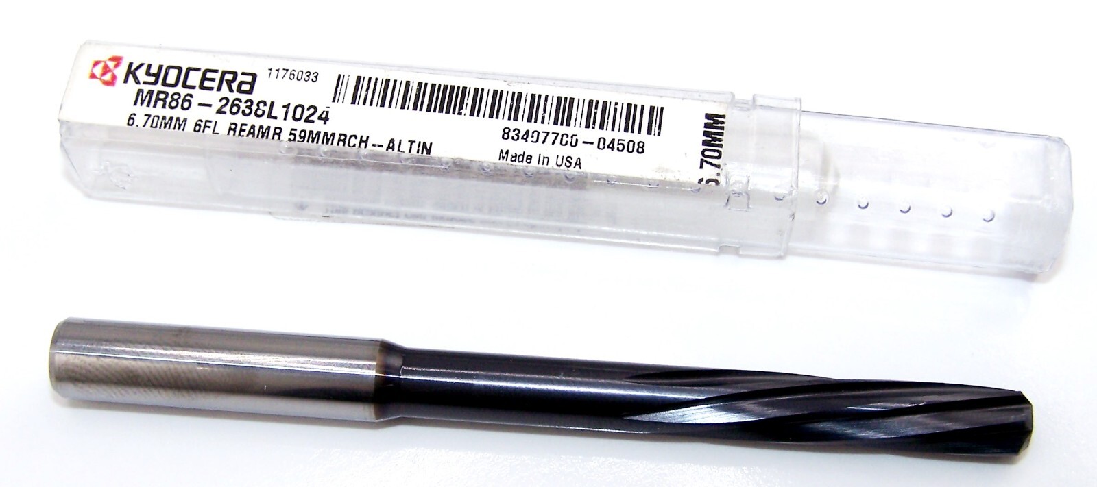 6.70mm (.2638″) CARBIDE REAMER 2.32″ REACH AlTiN KYOCERA MR86-2638L1024