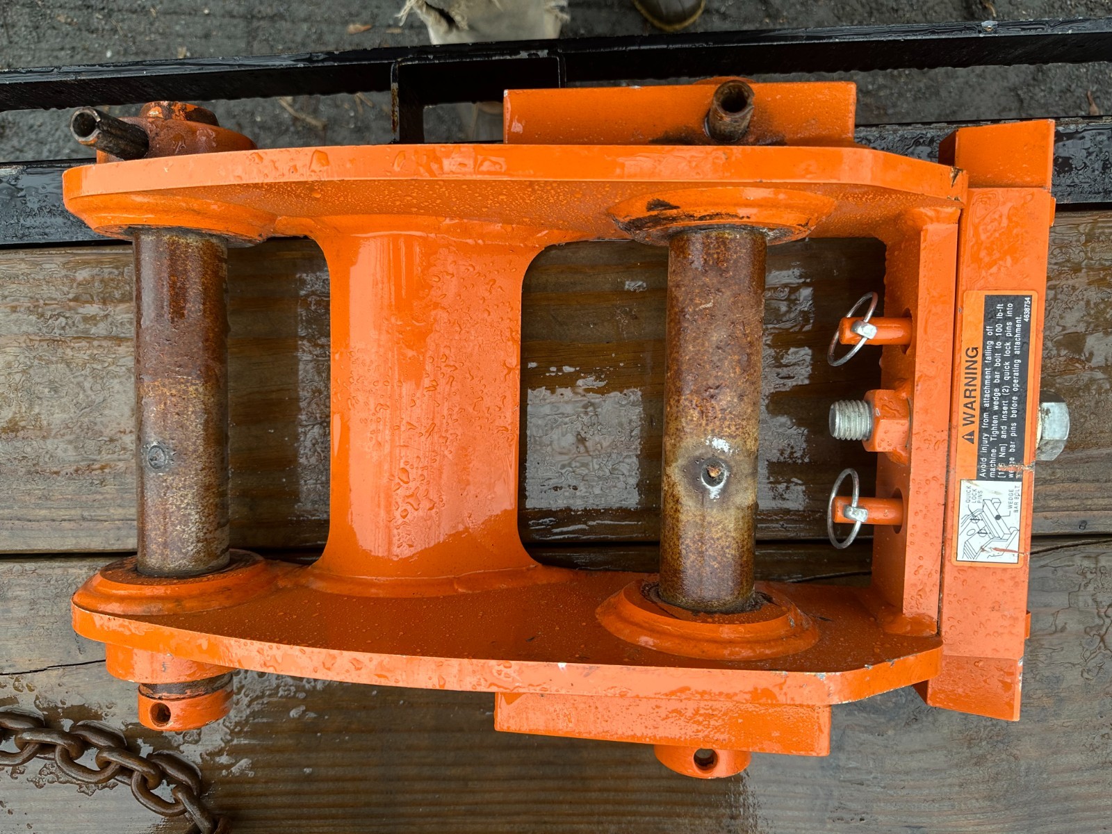 John Deere Hitachi excavator coupler for zx50u-5n, 50d,50g, 50P 7047029