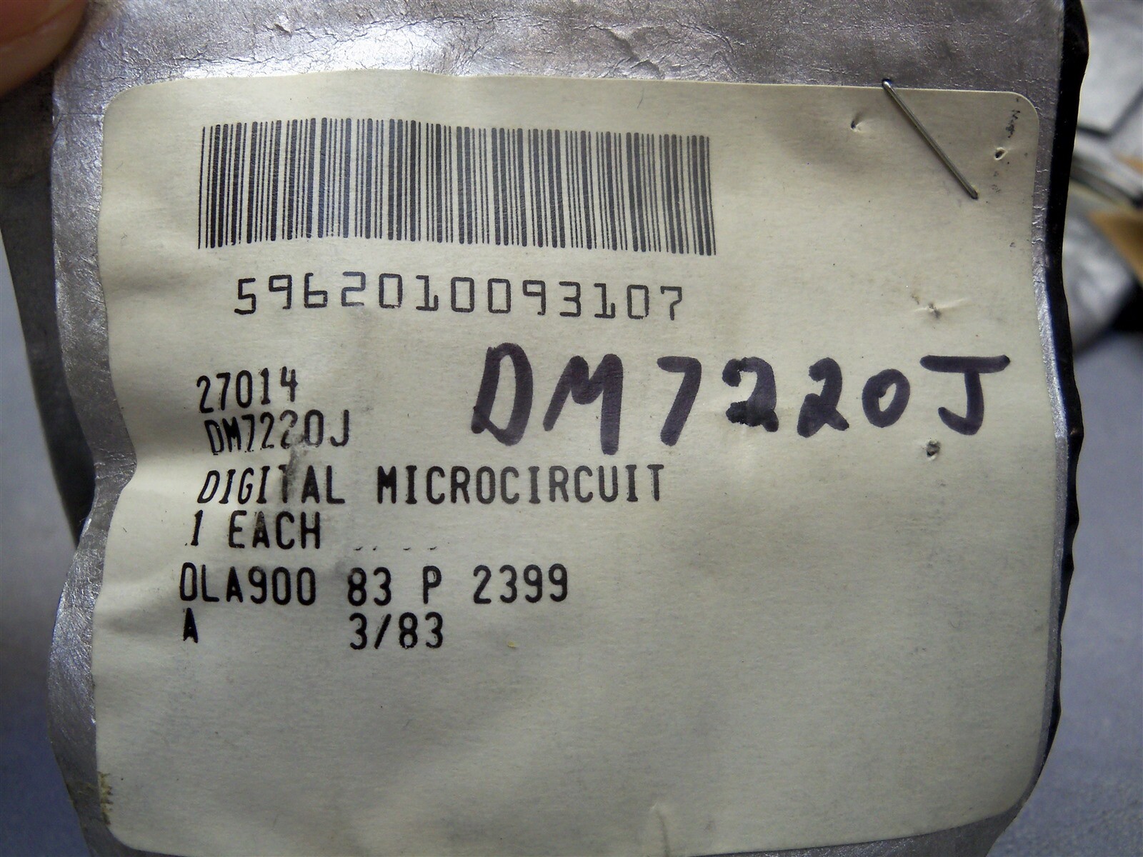 Microcircuit mixed Lot Digital Semiconductor Integrated Lot of 38
