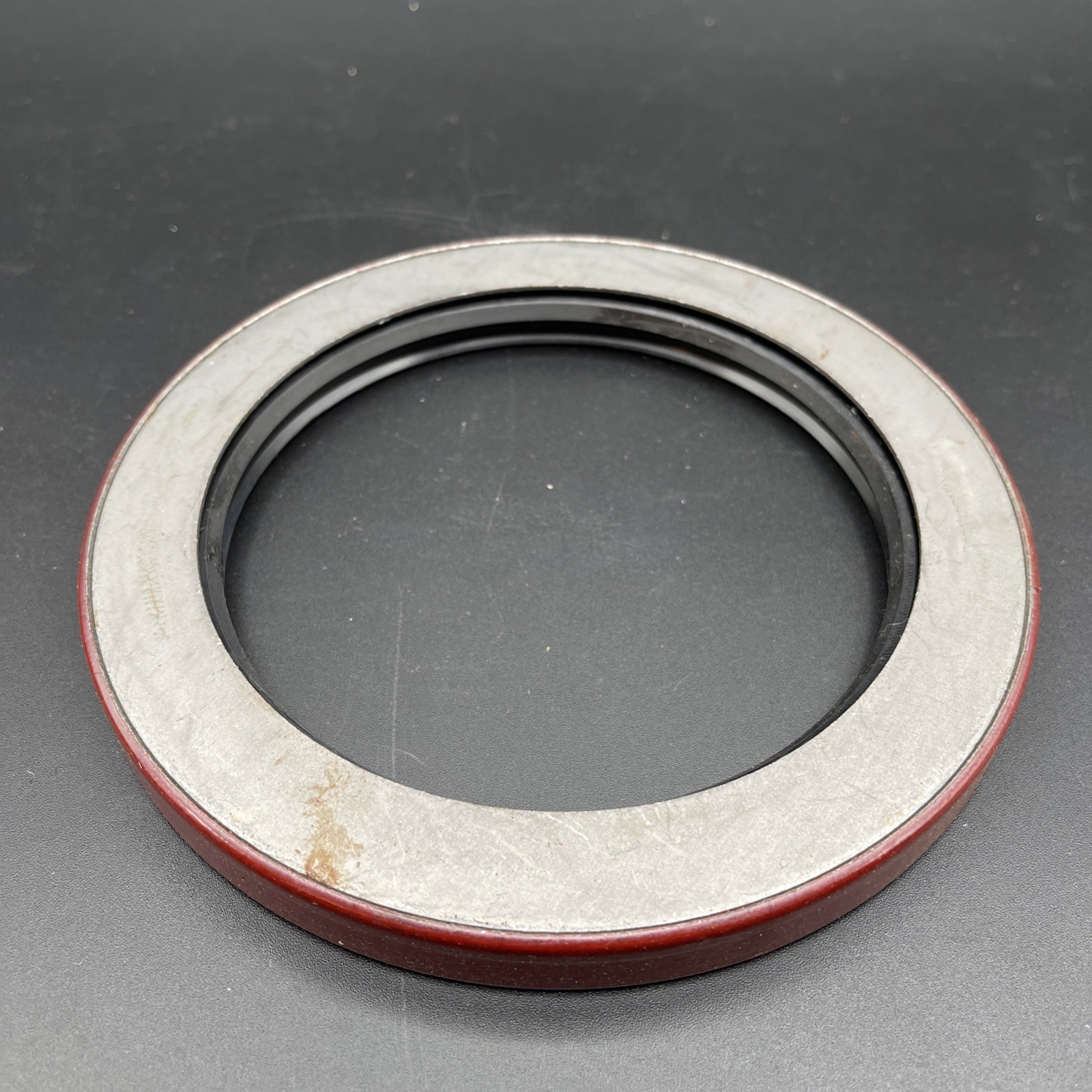 National OIL Seals – PN 415064 – NOS – 4.625 ID x 6.250 OD x .562″ Wide