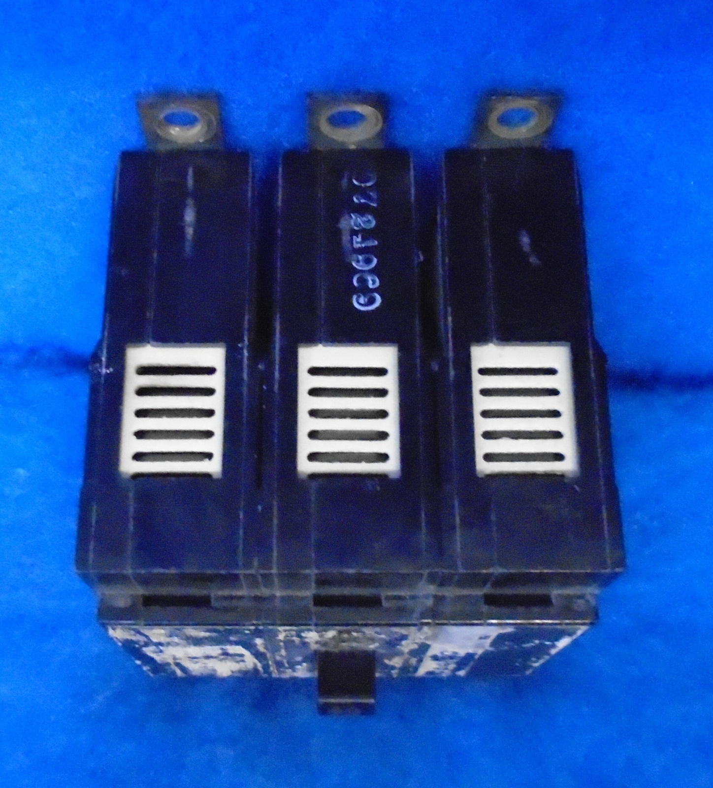 SIEMENS CIRCUIT BREAKER BQD330 30A 480Y/277V 3P***COSMETIC DAMAGE***1YR WARRANTY