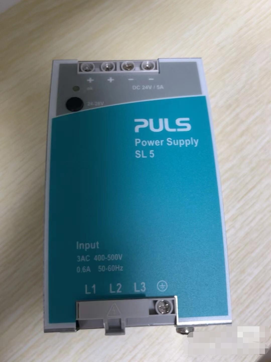 PULS SL5.300 UPS or DHL fast delivery