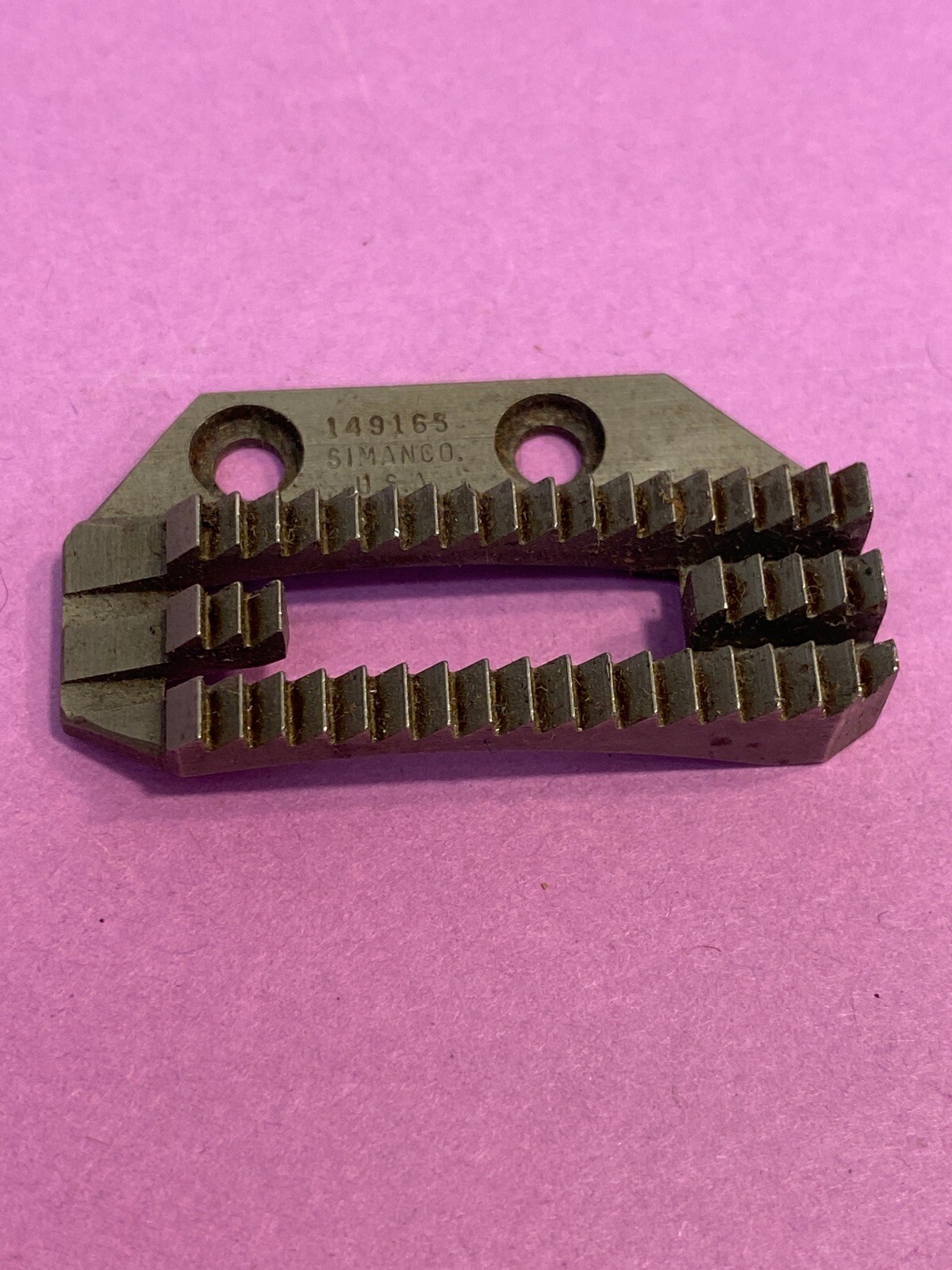 *USED* 149165-SINGER-FEED DOG FOR SEWING MACHINE *FREE SHIPPING*