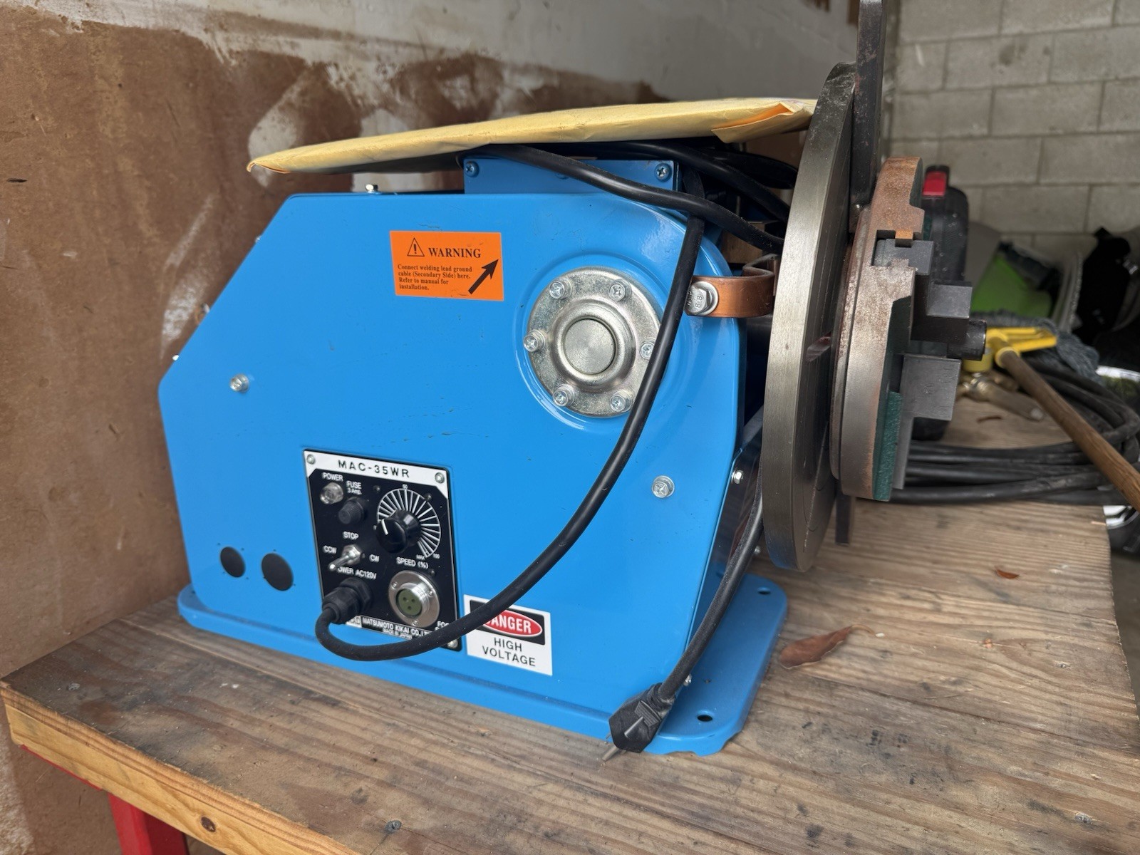 All-Fab Model PS-1F-5-A Welding Positioner with WP-200 Chuck