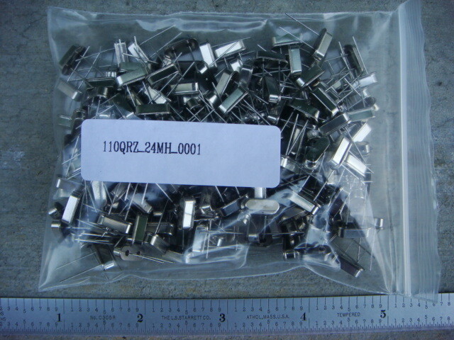 LOT 200 24.000 MHz Crystal Oscillators in HC-49US package – NEW and UNUSED