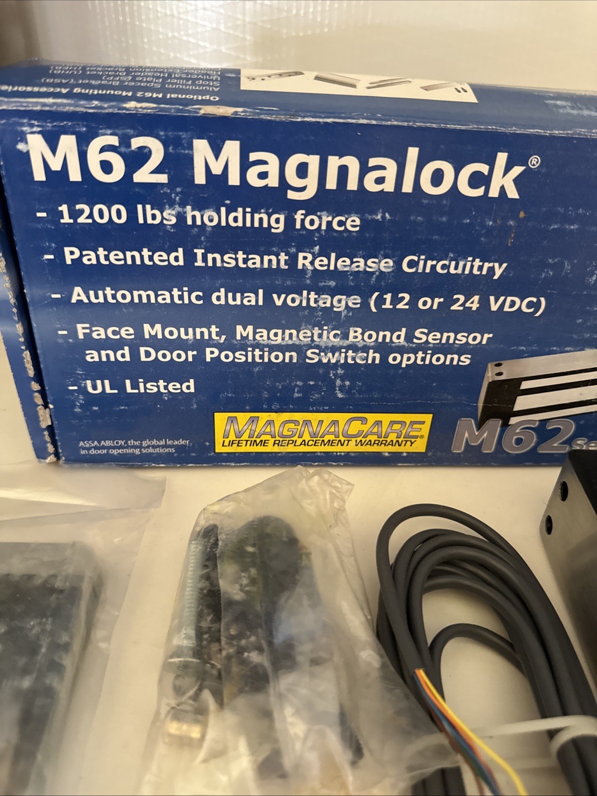 Securitron M62 Magnalock® Weather Resistant 1200Lbs Hold Force Dirmount 12/24VDC