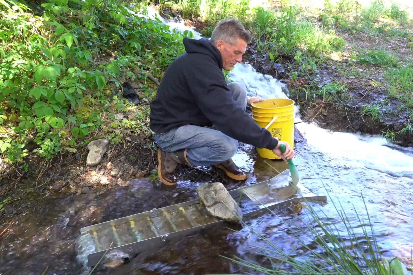 Complete Gold Mining Kit; Folding 50 inch Gold Sluice Box; Gold Prospecting Equi