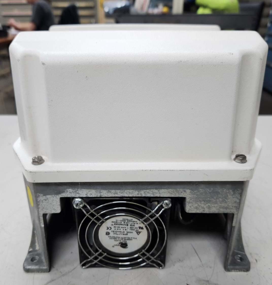 😎 RELIANCE ELECTRIC 3 HP SENSORLESS ENHANCED AC DRIVE 380/460 VAC GV3000/SE