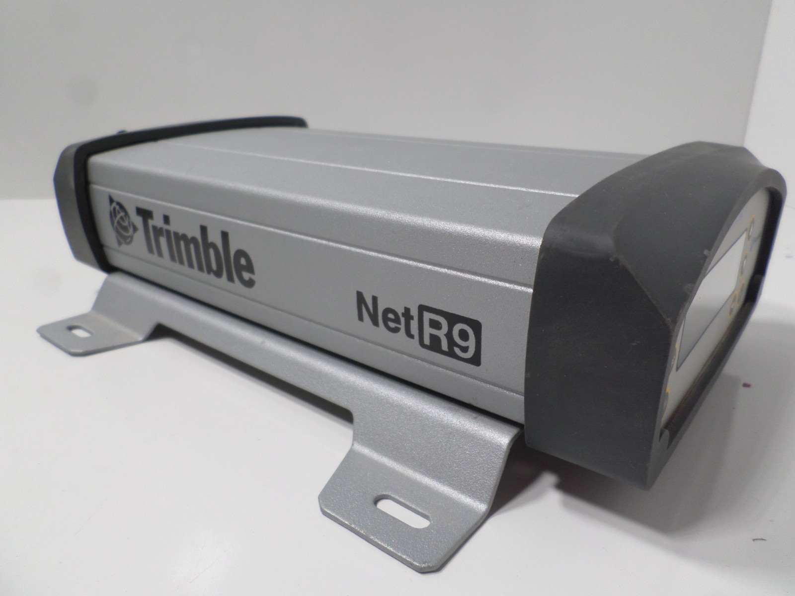 TRIMBLE NetR9 TI-2 Reference Station