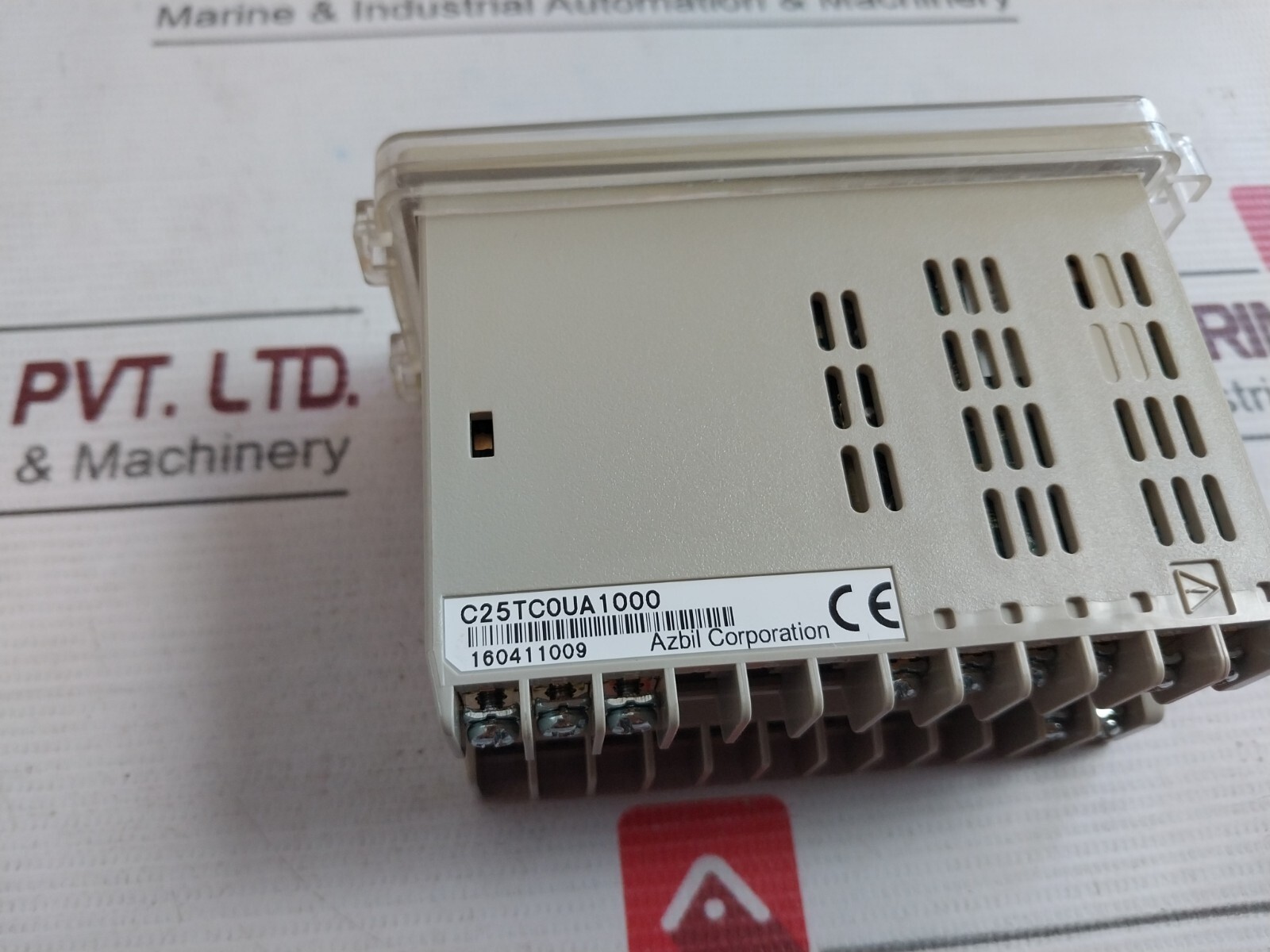 AZBIL SDC25 C25TC0UA1000 Single Loop Controller AC 100-240V 50/60Hz 160411009