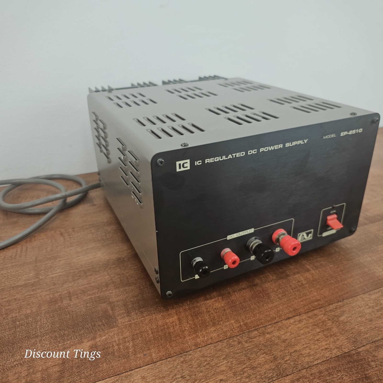 12 Volts Heavy Duty DC Regulated Power Supply EP-2510
