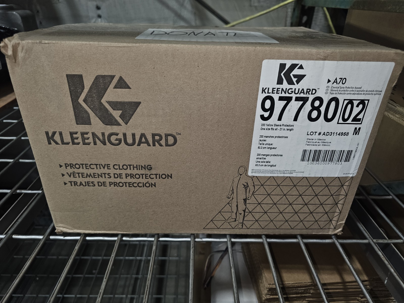 Kleenguard 97780 Kleenguard A70 Disposable Sleeves, 21 In Length, 1.5 Mil