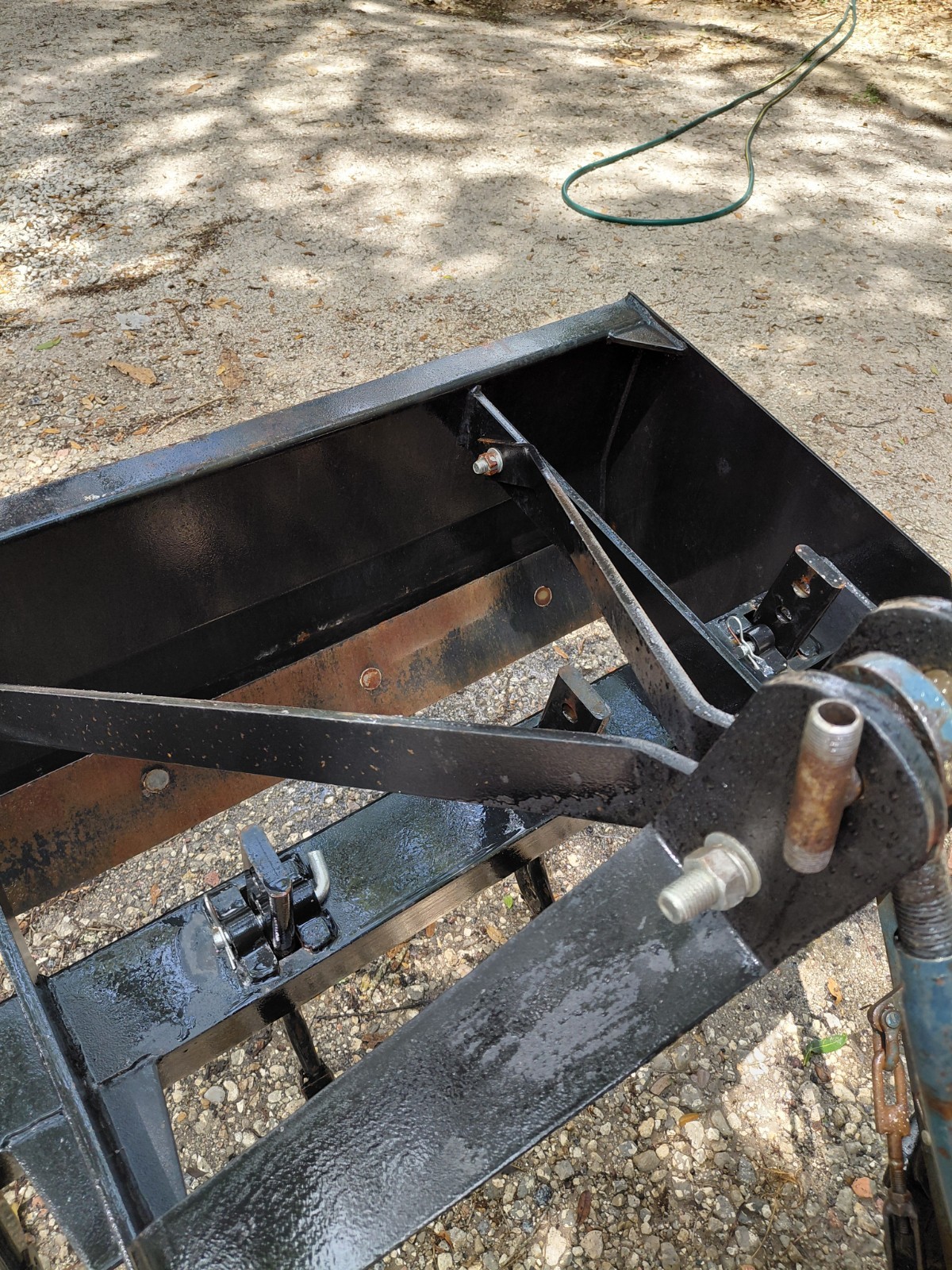 Box Blade/Scraper 48 in. Cat. 1, 3-pt. Hitch, 4 Rippers, NorTrac Brand w/Manual