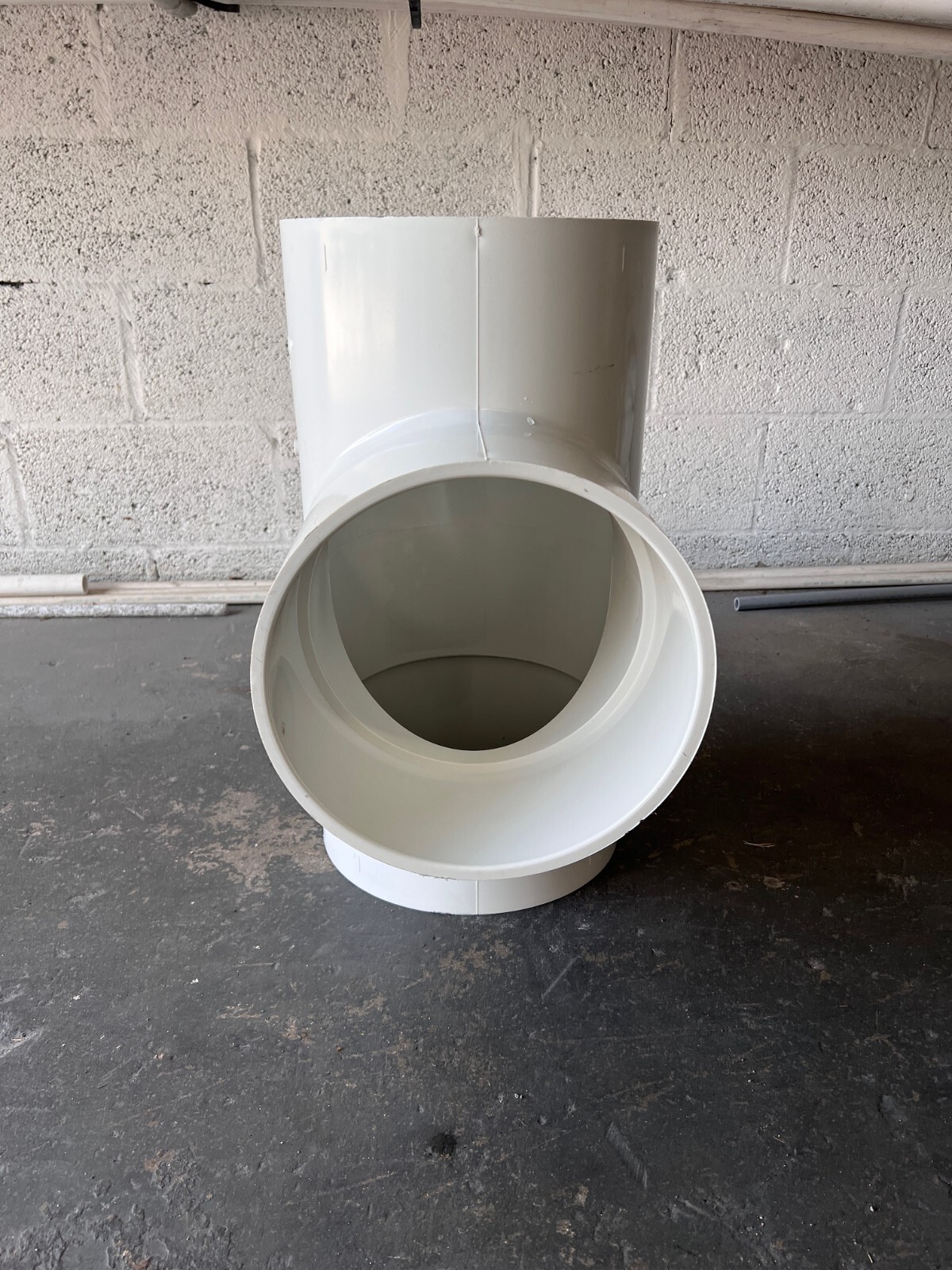 10 in PVC TEE Sch40 Slip ends