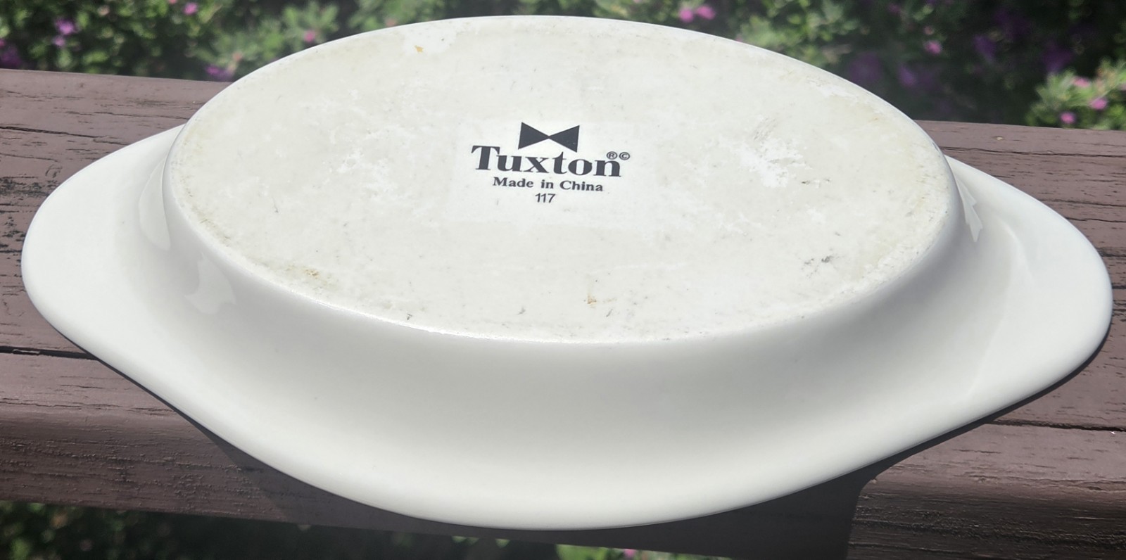 Tuxton China 117 Oval Dish Welsh Rarebit 8 ounces White
