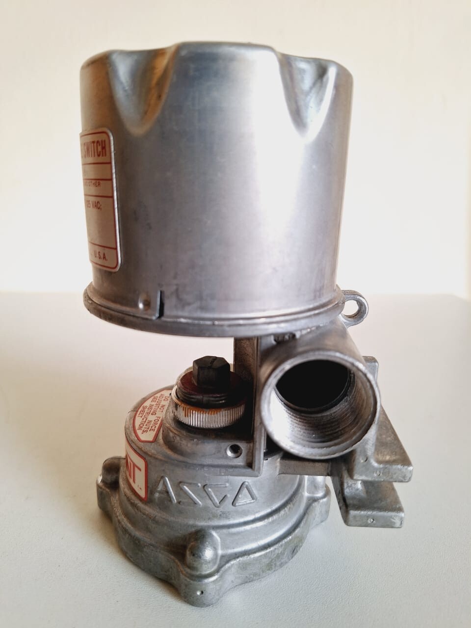 Asco SB30A Tri Point Pressure Switch 5 Amp 125VAC-250VAC