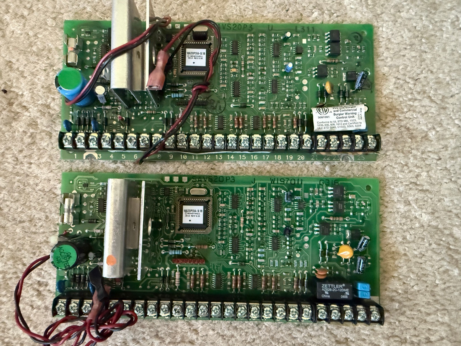 Honeywell Ademco VISTA-20P SIA Security Control Pane Lot of 2 Defaulted v9.18