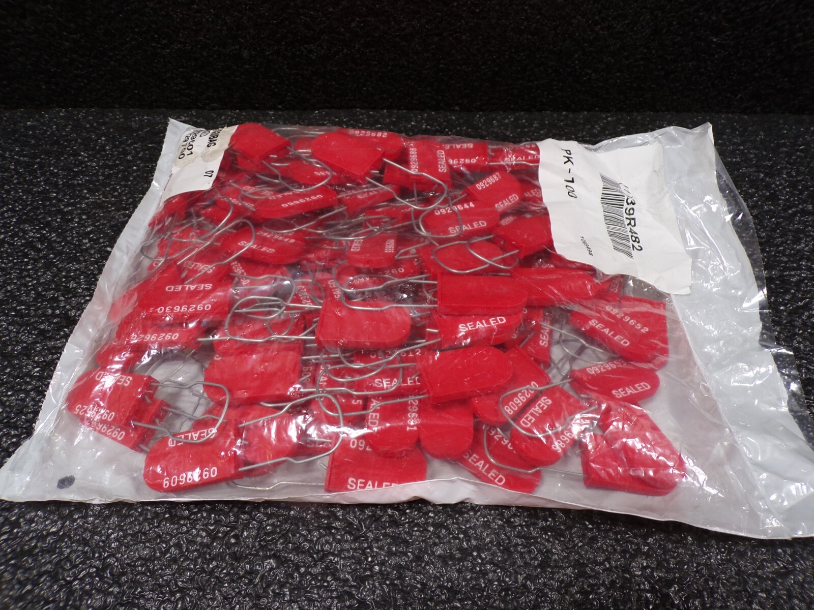 TYDENBROOKS 1069498 Padlock Seals,Red,Unfinished,PK100 39R482 (G)
