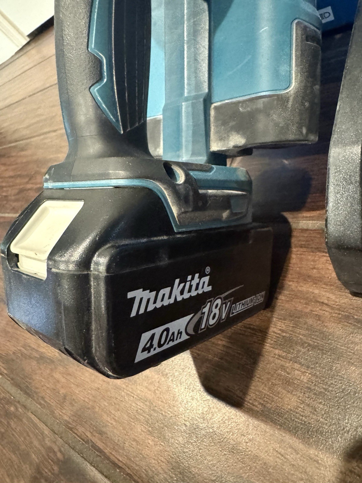 Makita DWD181ZJ 18V LXT Lithium‑Ion Cordless Multi‑Surface Scanner Kit Complete